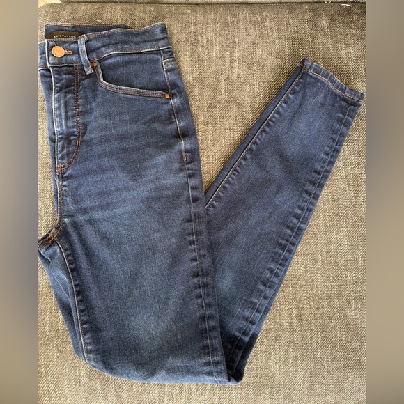 Ann Taylor Denim - Ann Taylor High Rise Skinny Jeans Dark Wash Women's Size 2 W26” X L27”
